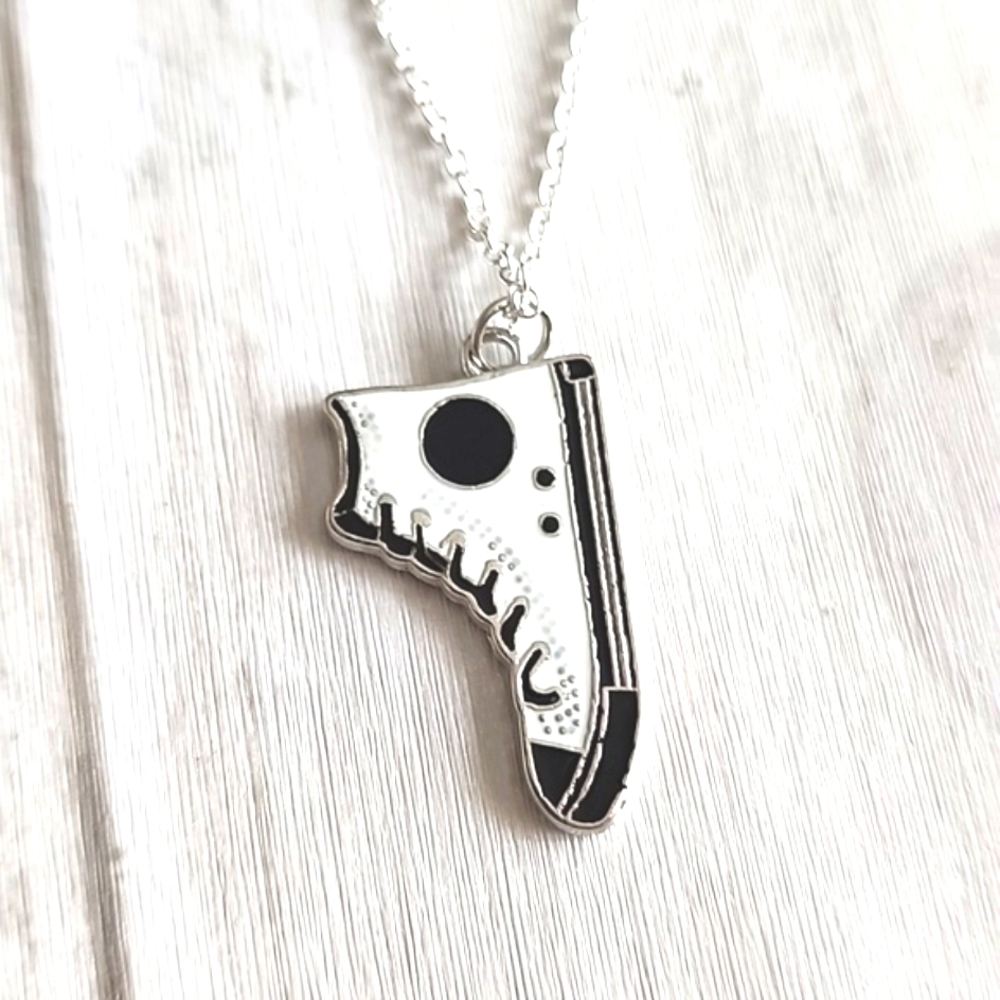Converse High Top Necklace 925S  Chain